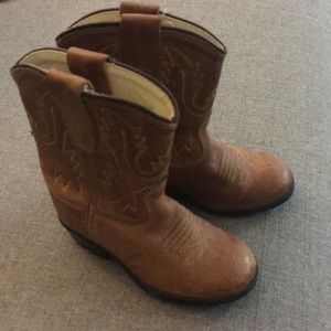 Kid’s cowboy boots - size 5